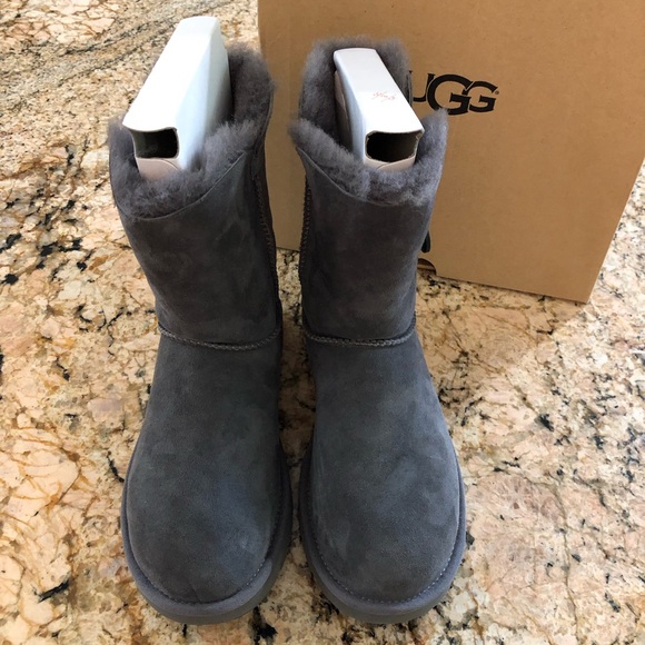 UGG Grey Bailey Button Boots Original Ugg Box & Tissue NWT - Picture 3 of 15